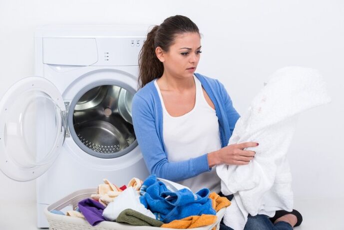 Washing items immediately after purchase to prevent infection with worms